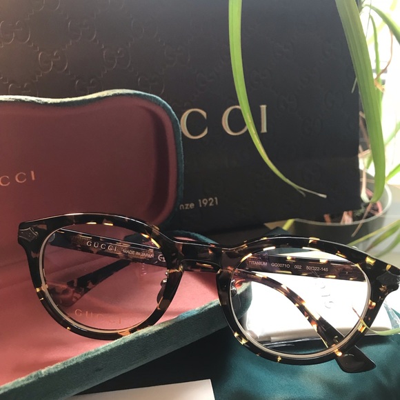 Gucci Accessories - 💯% Authentic Gucci titanium/Acetate 50mm glasses